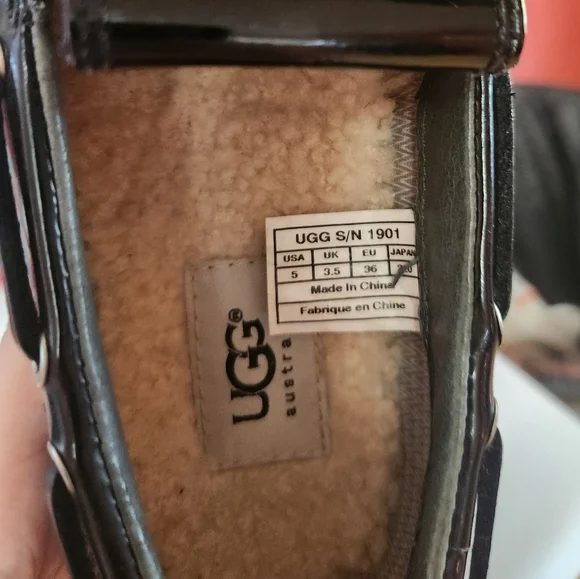 UGG Black Patent Leather Rain Lofers - Picture 6 of 6